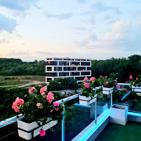 Penthouse View Aeroport Iasi 2 Apartment Exterior photo