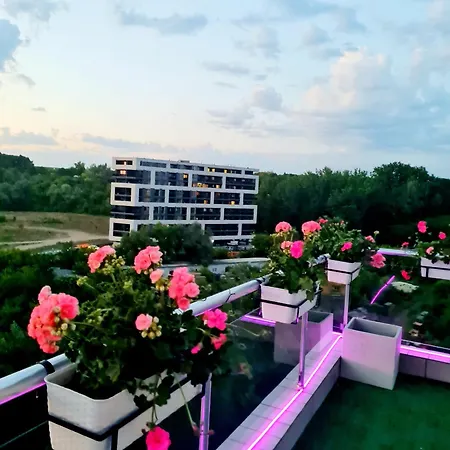 Penthouse View Aeroport Iasi 2 Apartment Exterior photo
