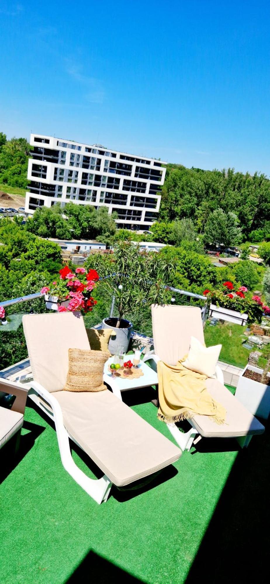 Penthouse View Aeroport 2 * Iasi